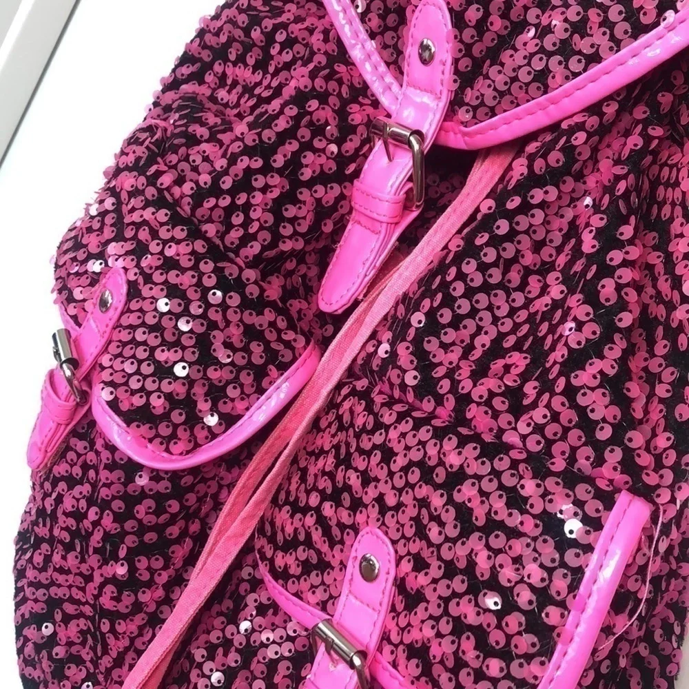 JUSTICE | Girls JUSTICE Hot Pink Sequin + Black Drawstring Backpack 🎒